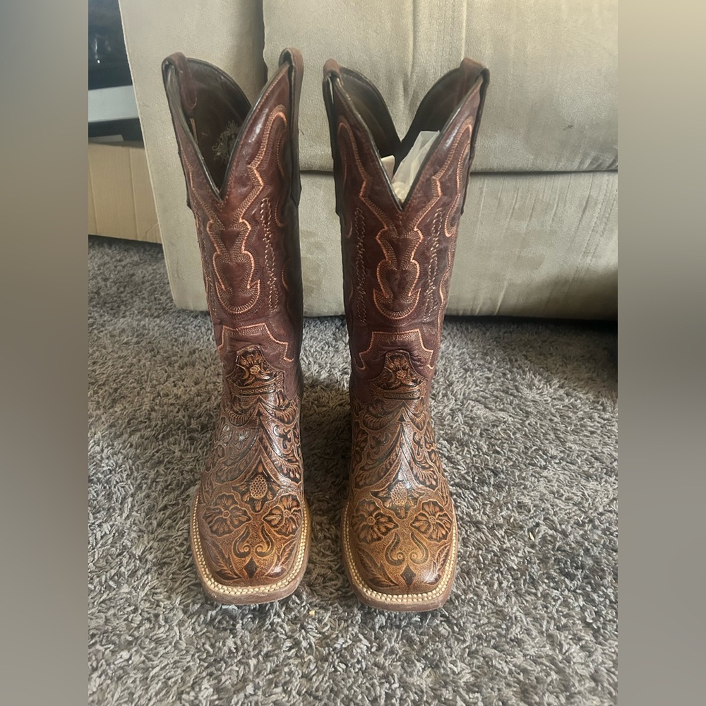 Tanner marks boots